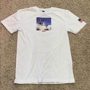 Men’s H&M NASA Tee Size XS